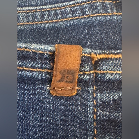 JOE’S Denim Blue Women's Shorts 🩳 - Picture 3 of 9